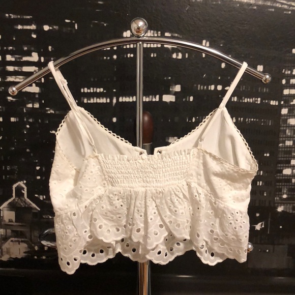 Cute White Lace Top - Picture 2 of 2